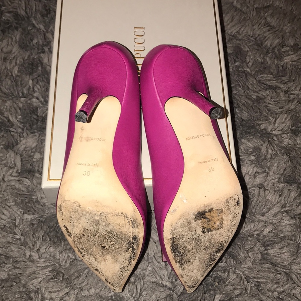 Emilio Pucci Lotus Heels Magenta w/ Gold Buckle 39 - Picture 6 of 8